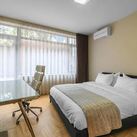 R Apartment Varna